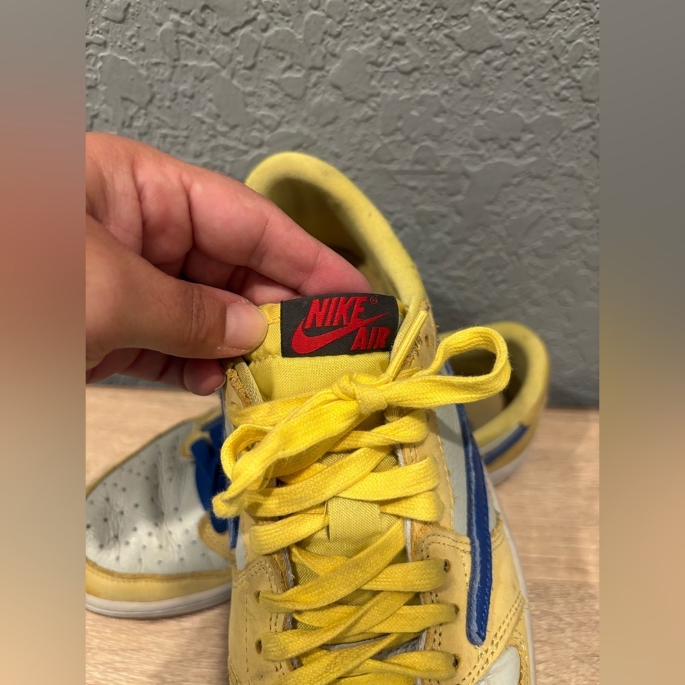 Nike Air Jordan 1 Retro Low OG SP Travis Scott Canary - Picture 3 of 11